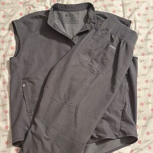 Figs Graphite Scrub set (Rafaela Top/High waist Livingston pants)